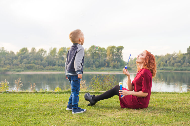 Mindful Parenting: How to Be Present in Everyday Moments