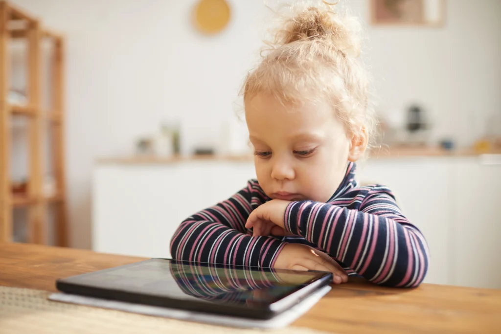 Prioritise Quality Over Quantity in Toddler Activities and Screen Exposure